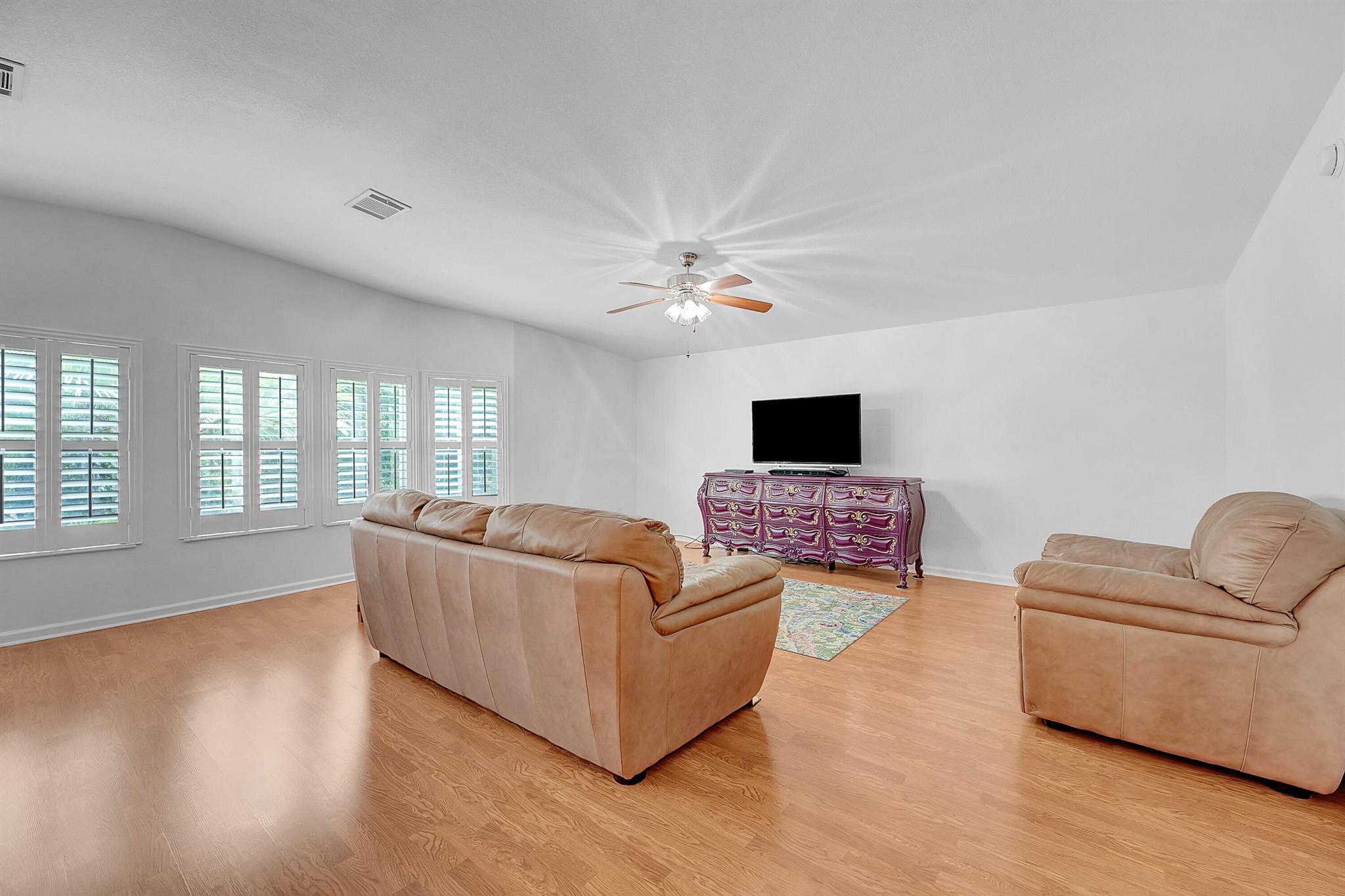 Eagle's Retreat at Savann - Residential