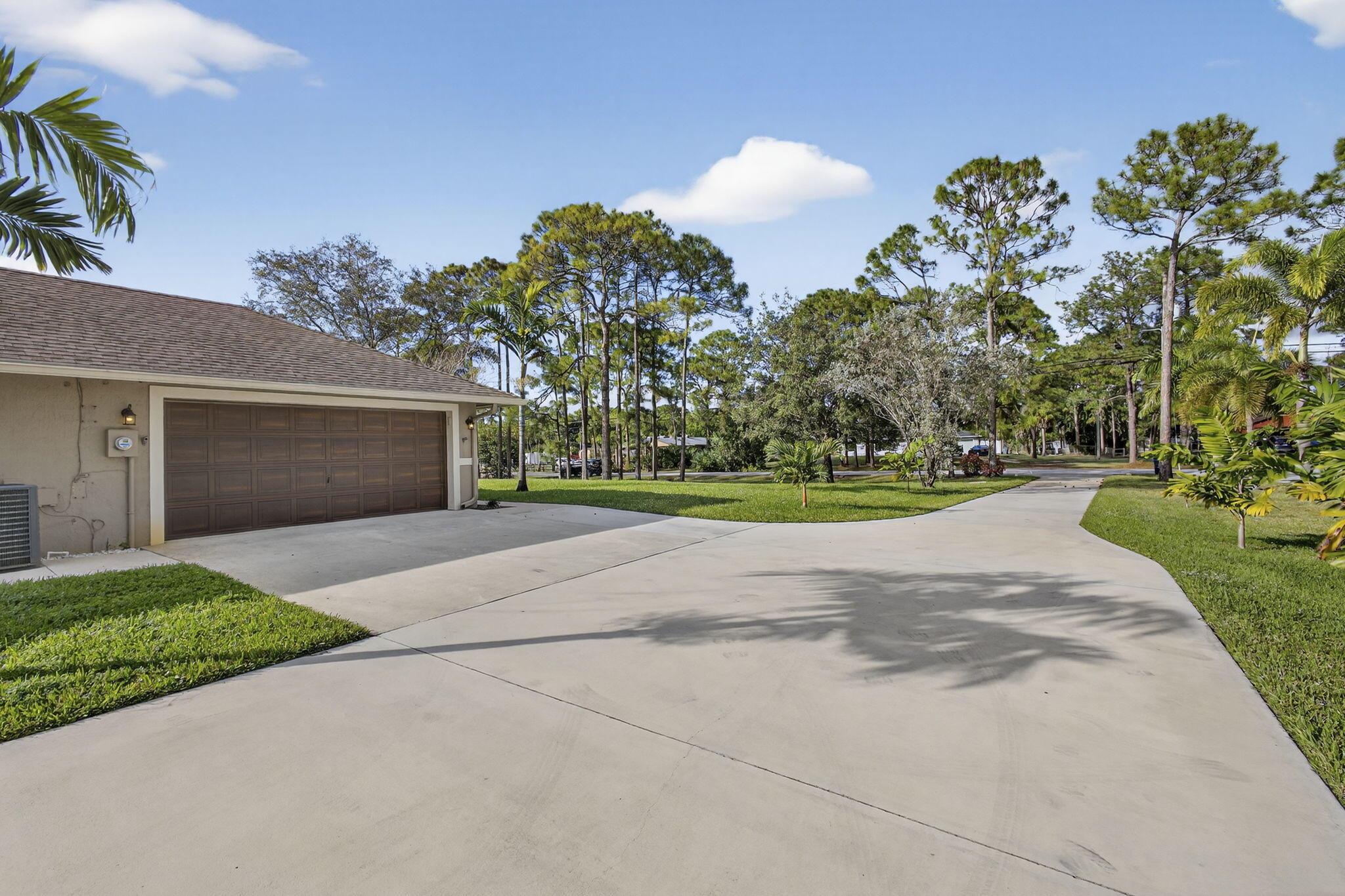 The Acreage - Residential Lease