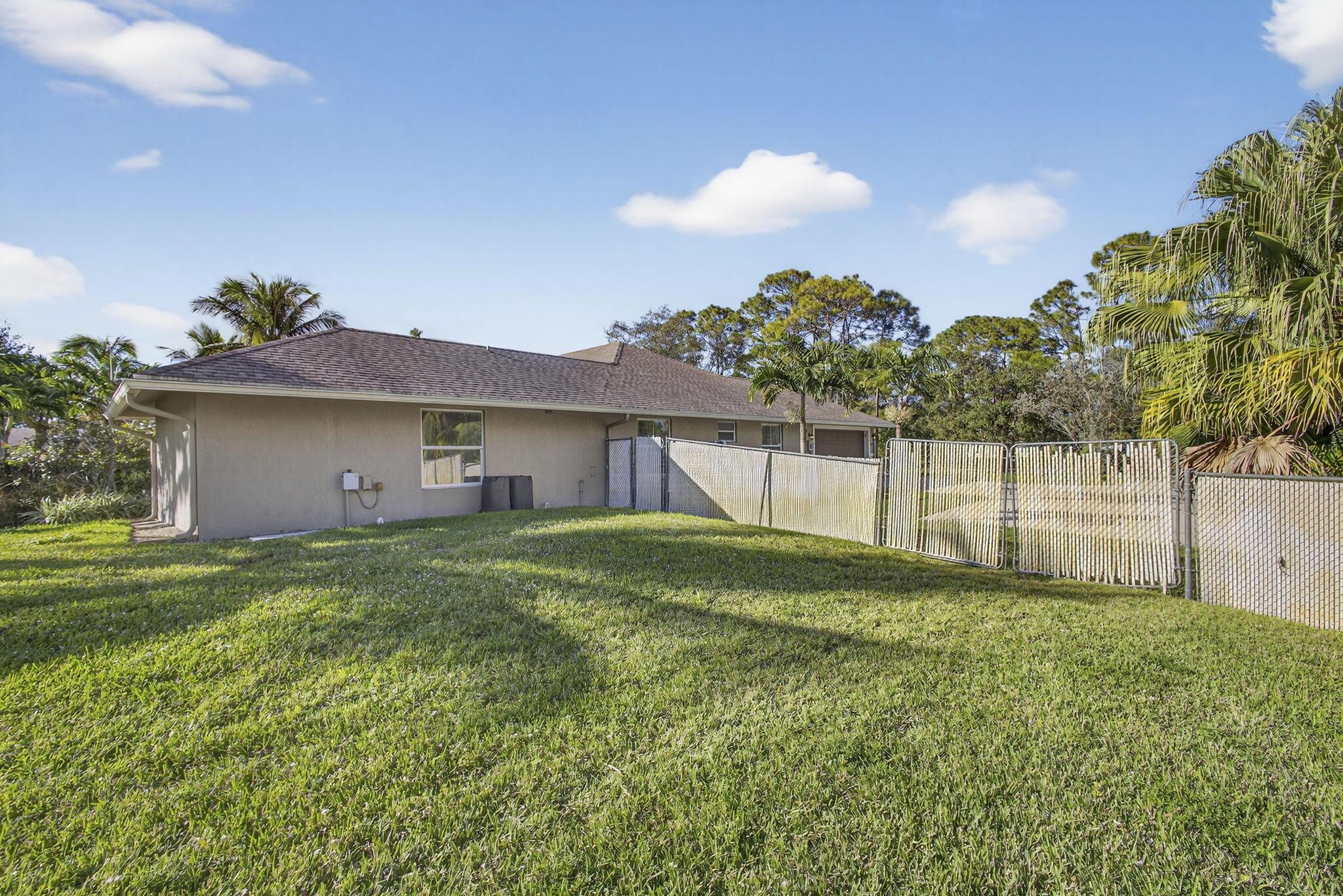 The Acreage - Residential Lease