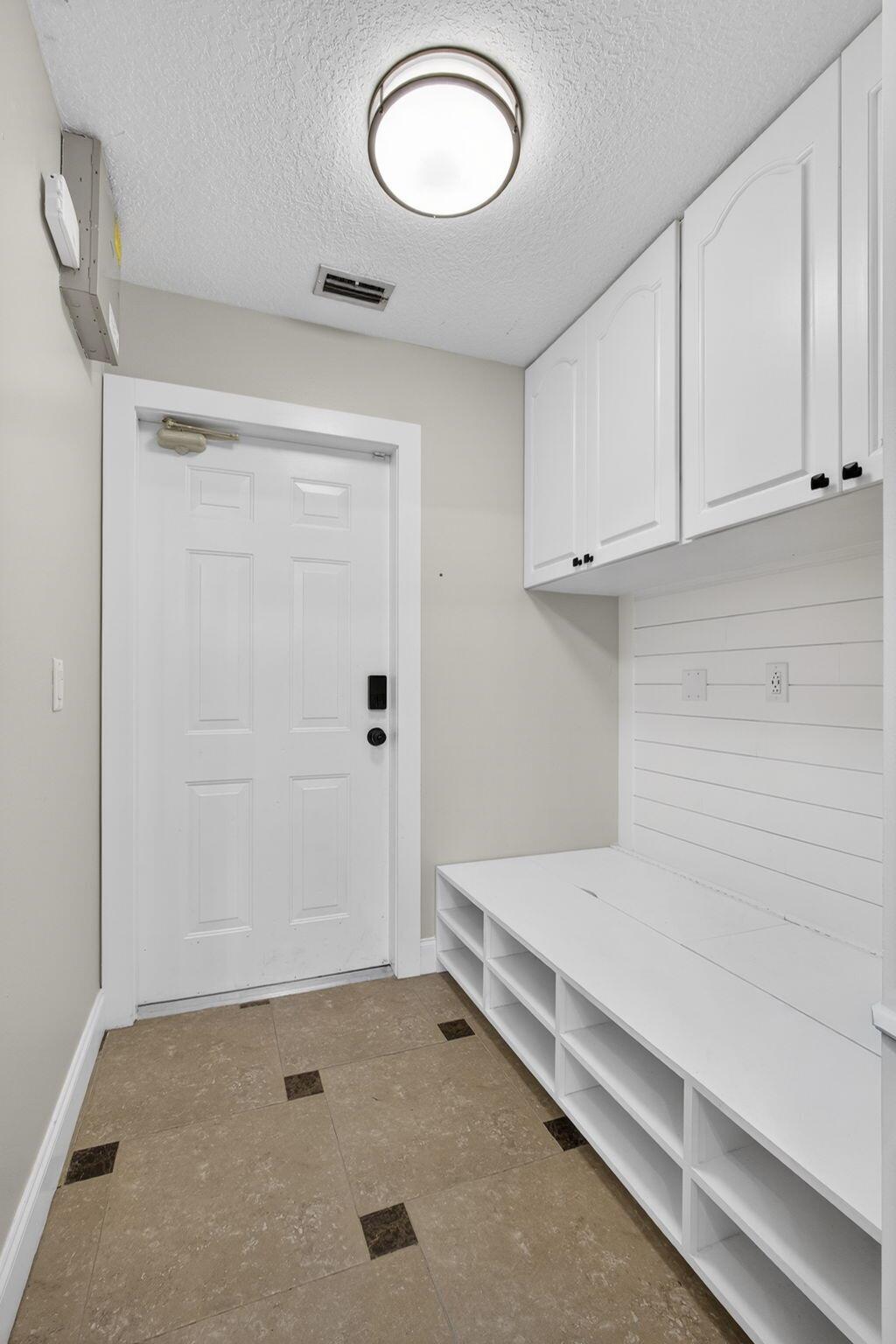 The Acreage - Residential Lease