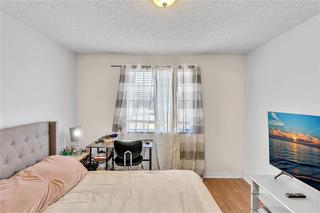 Twin Acres 154-15 B - Residential