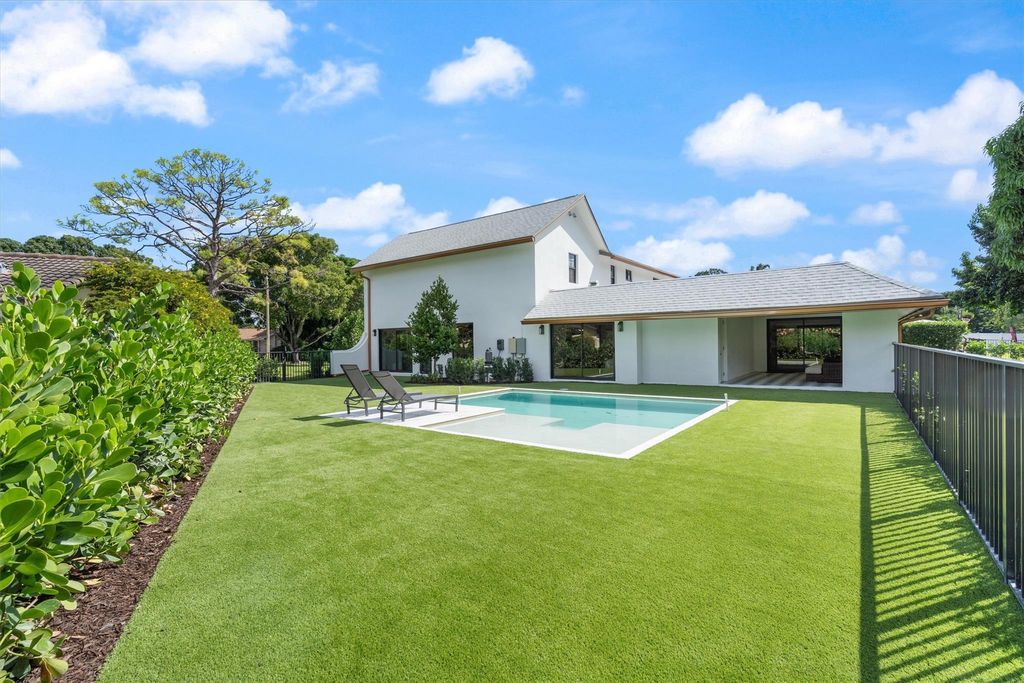 Photo of 4456 Hickory Drive, Palm Beach Gardens, FL 33418 (MLS # F10532223)