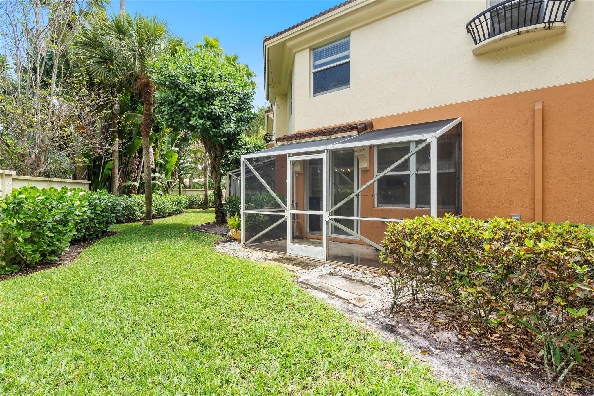 Racquet Club of Deer Creek - Residential Lease