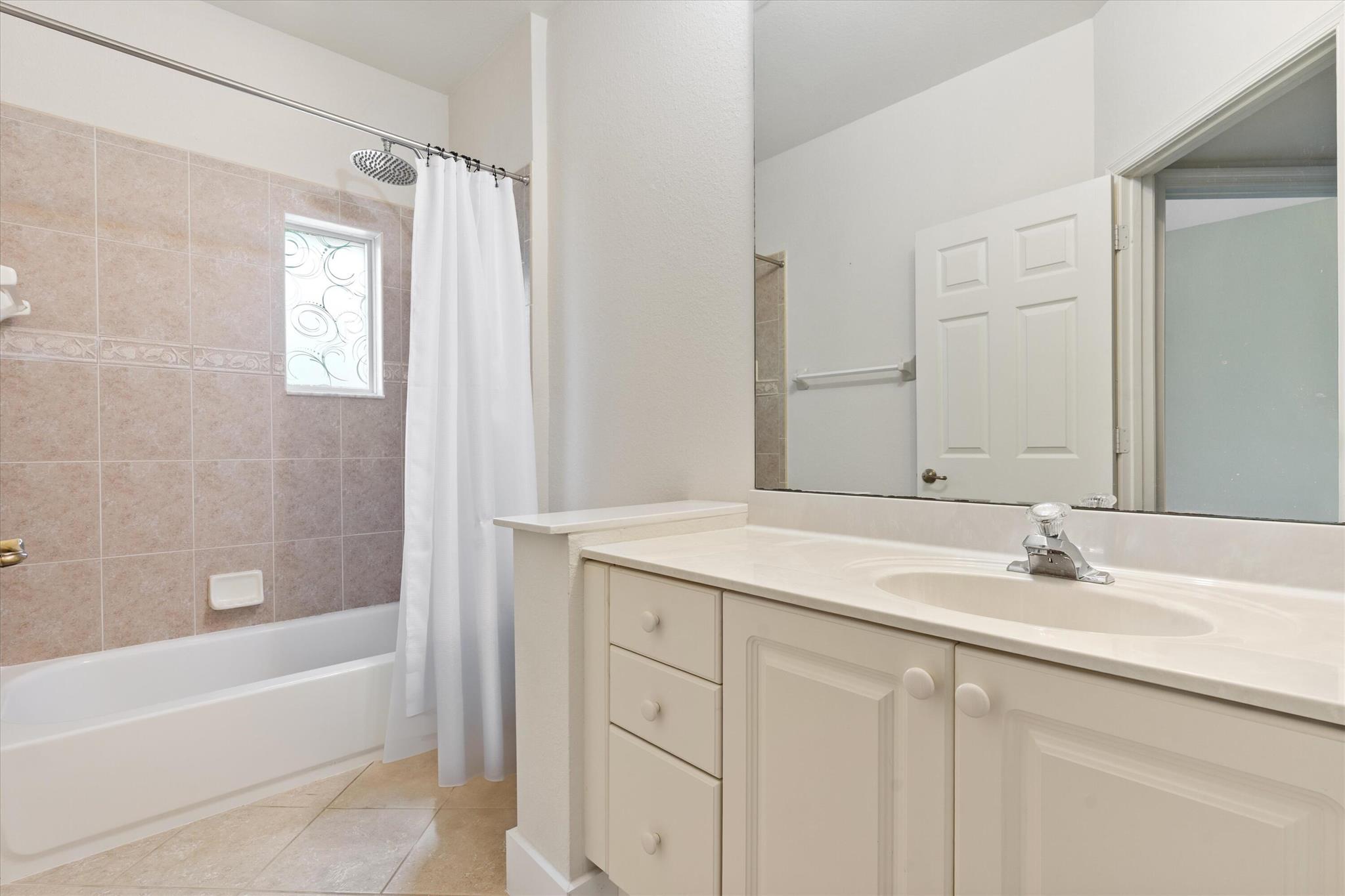 Racquet Club of Deer Creek - Residential Lease