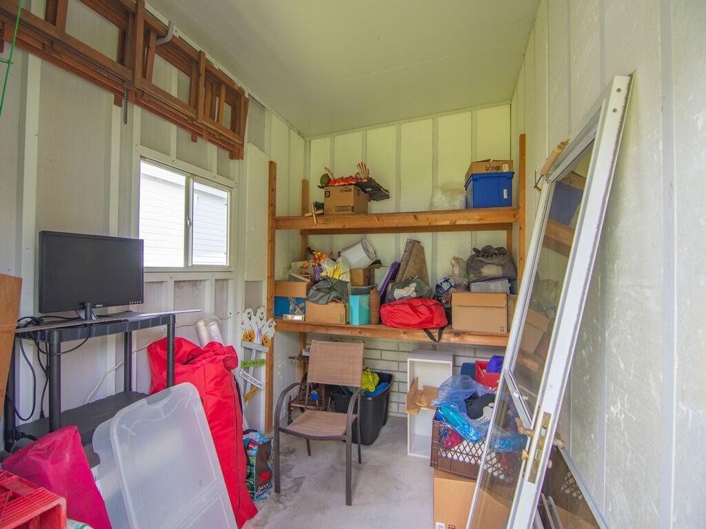 Pinelake Gardens and Esta - Residential