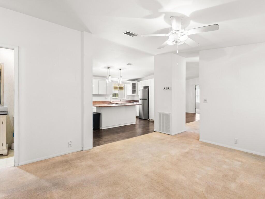 Pinelake Gardens and Esta - Residential