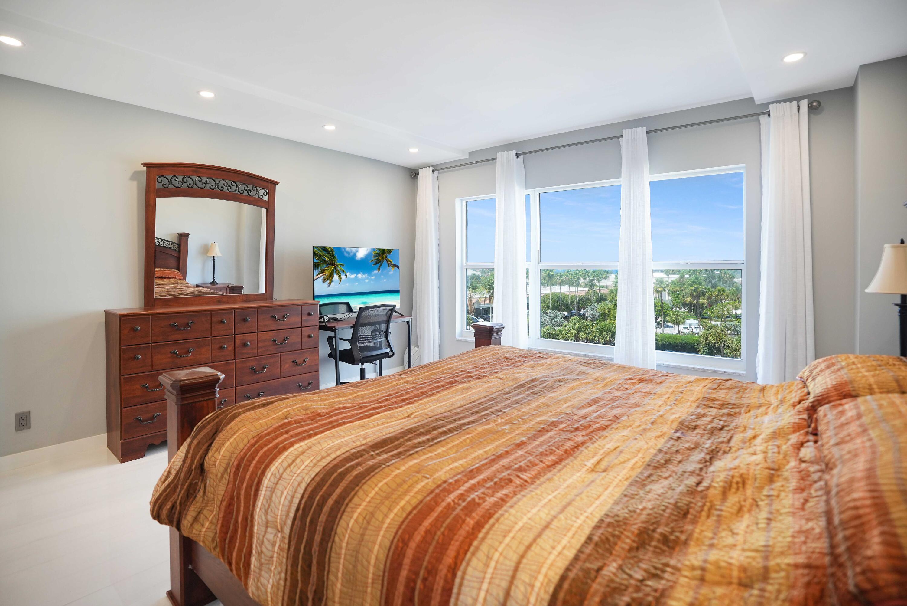 riviera condo - Residential