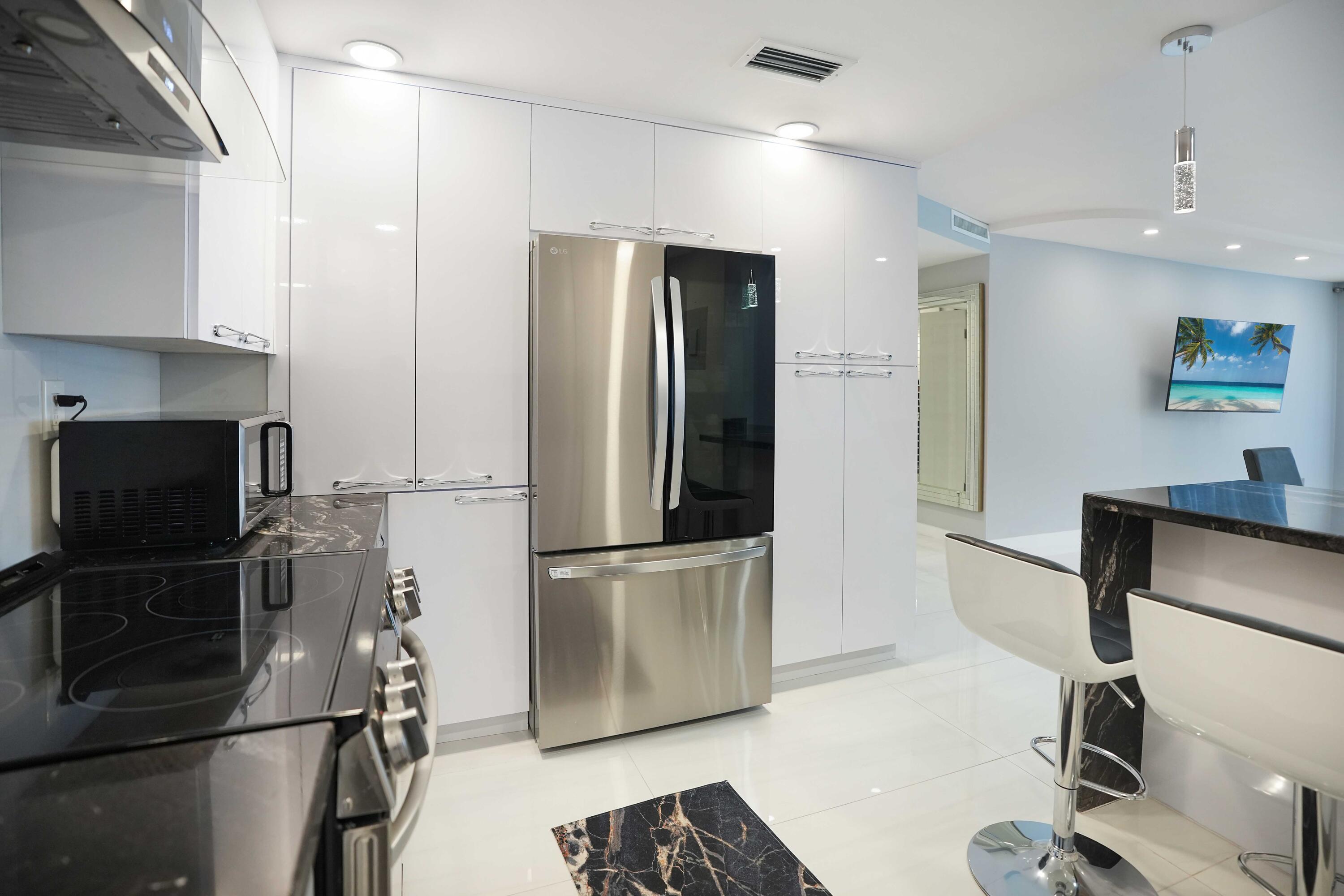 riviera condo - Residential