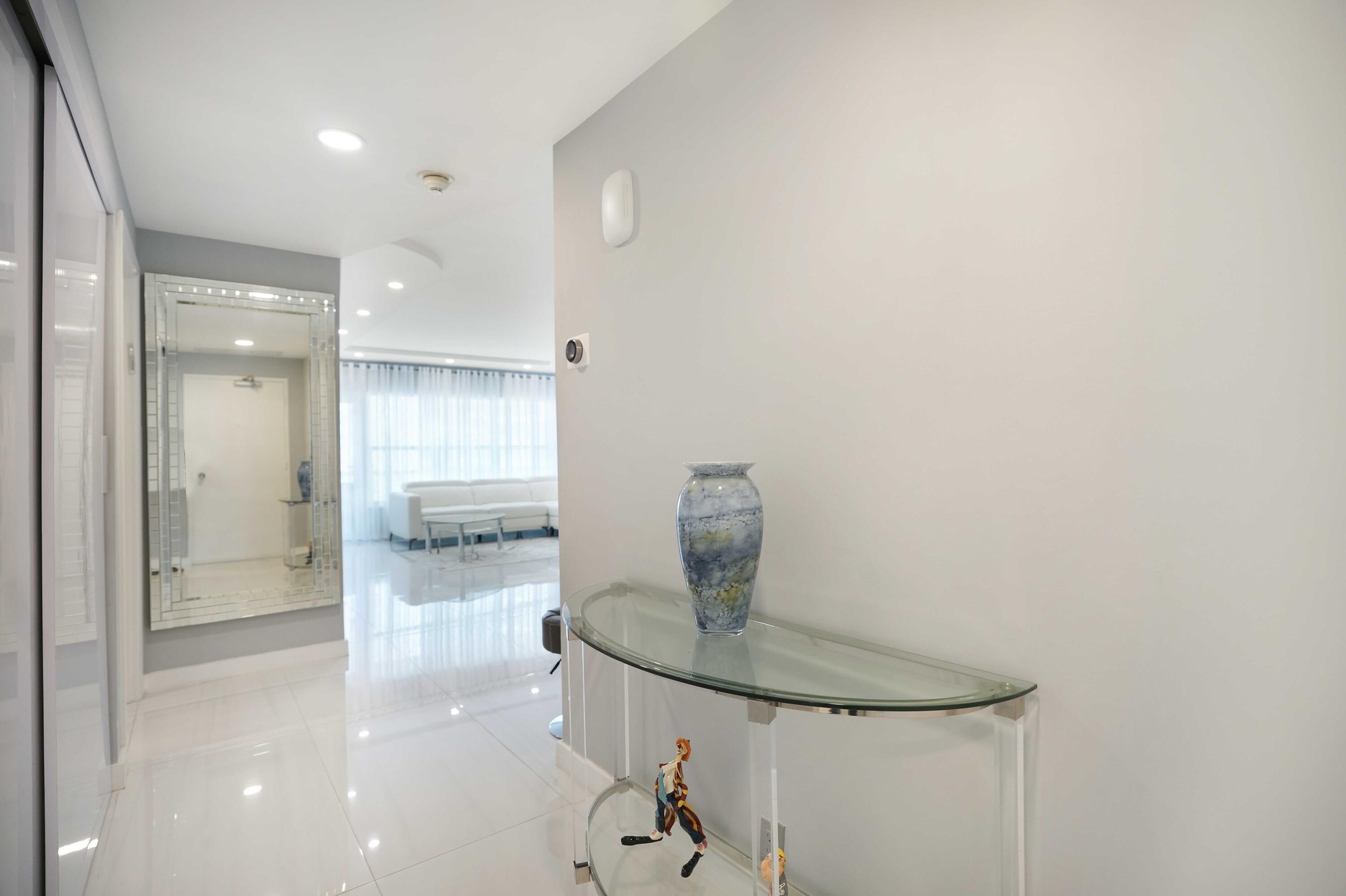 3550 Galt Ocean Drive 508, Fort Lauderdale, FL, 33308/$550,000 1 3550 Galt Ocean Drive 508