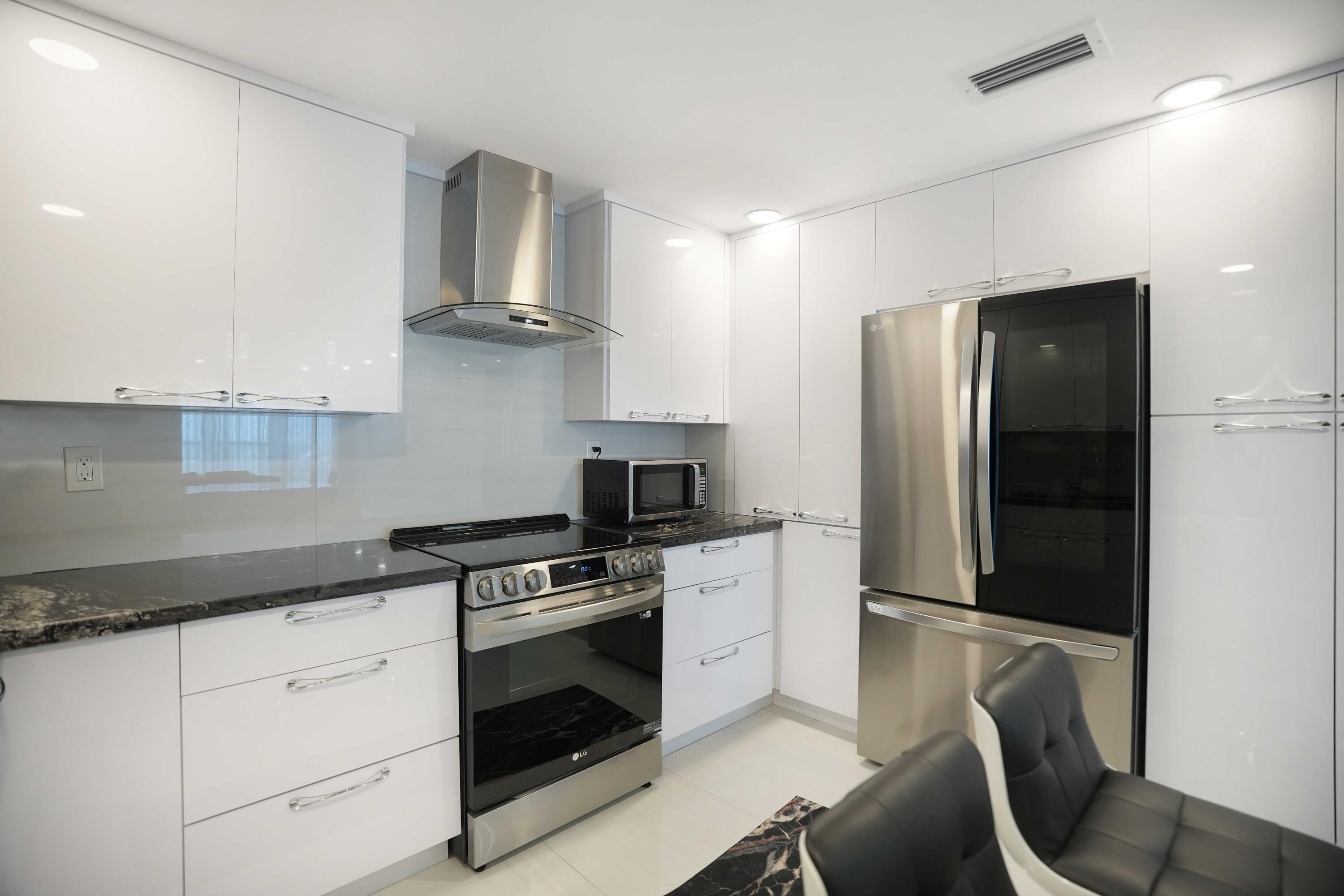 riviera condo - Residential