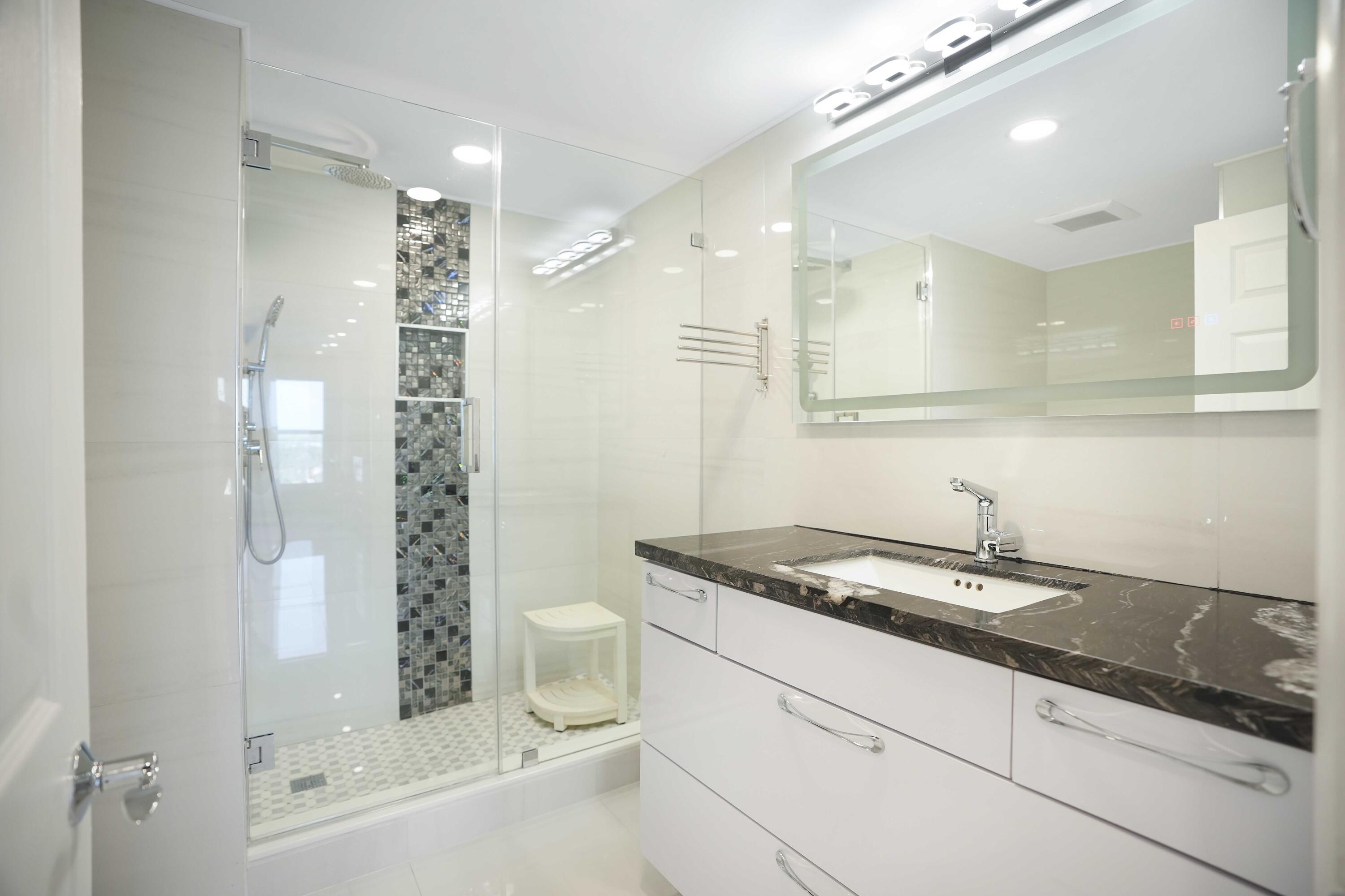 riviera condo - Residential