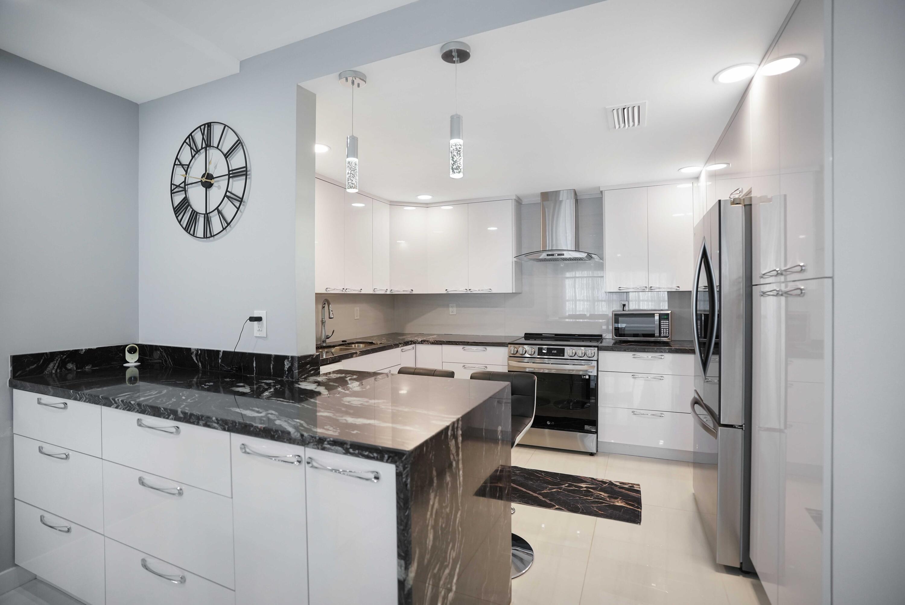 riviera condo - Residential