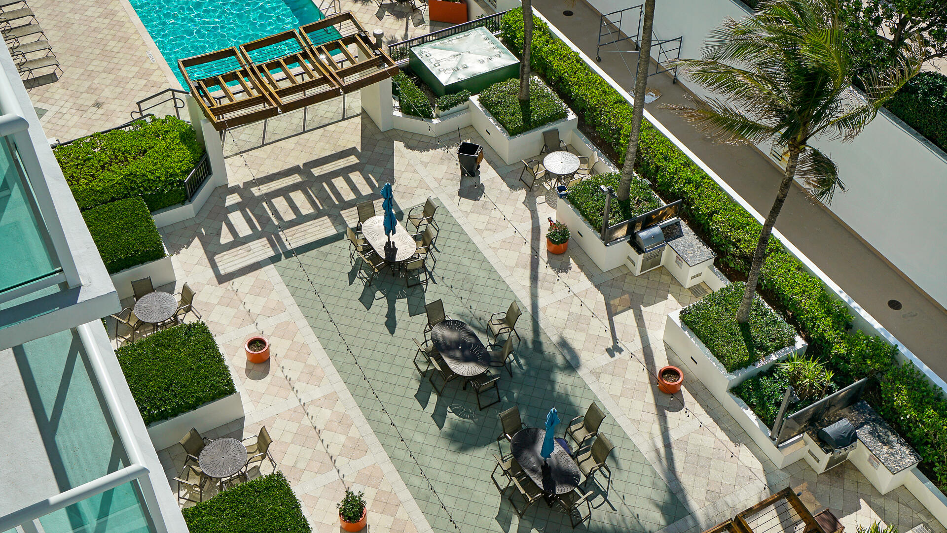 riviera condo - Residential