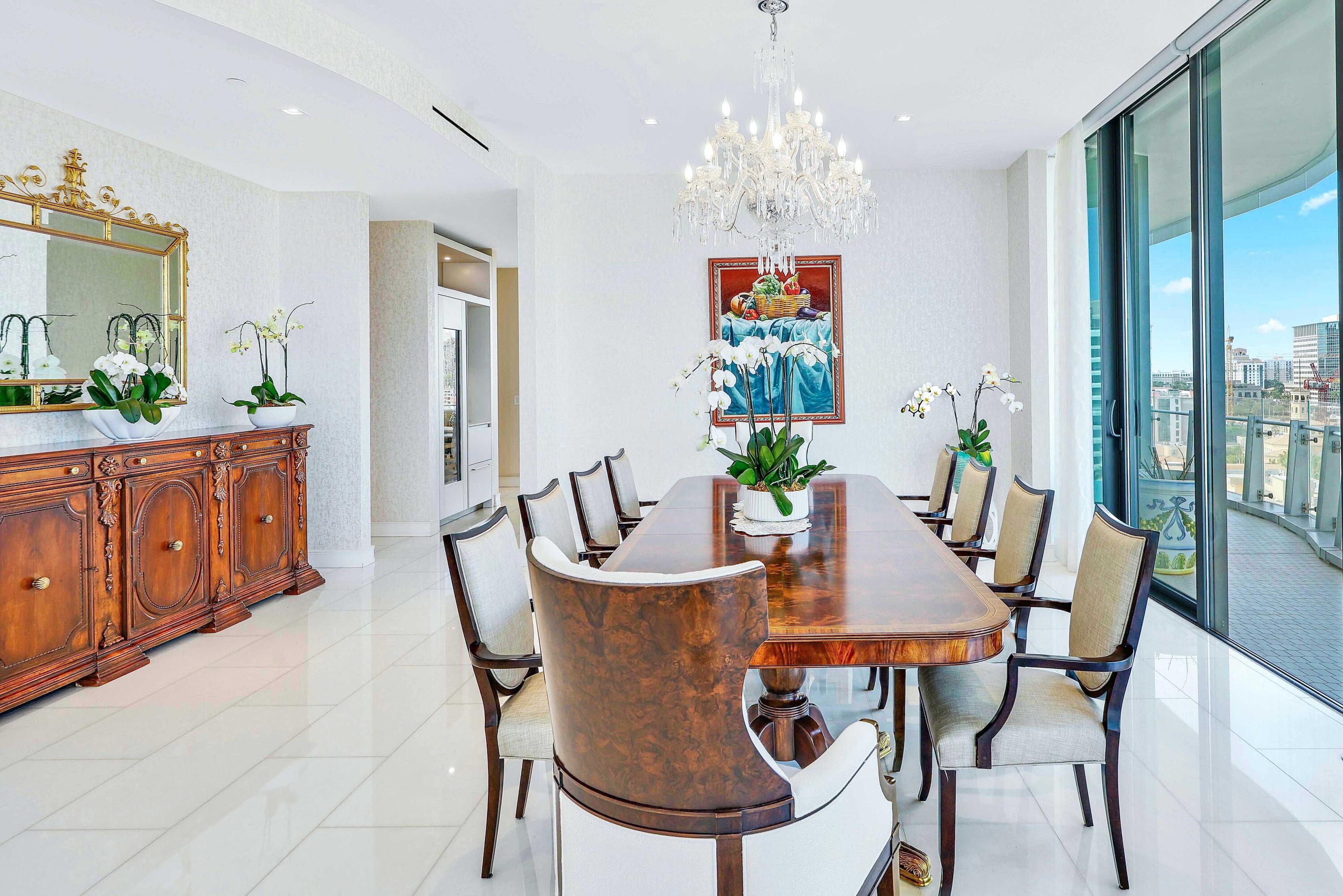 BRISTOL CONDO - Residential