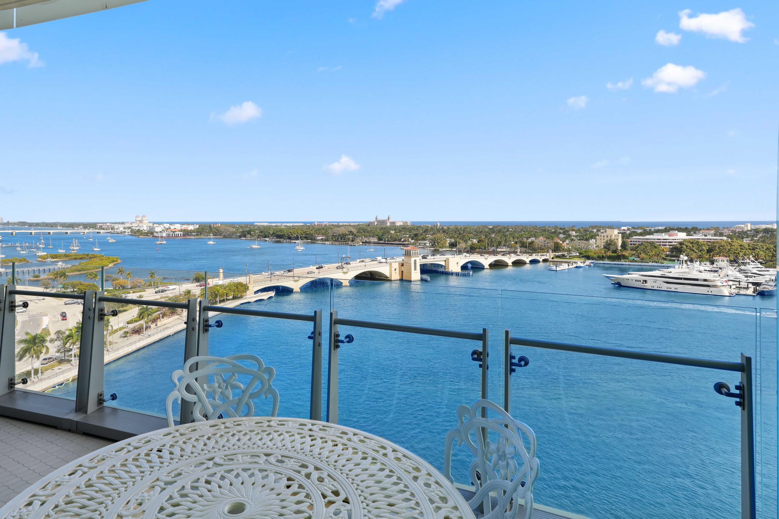 BRISTOL CONDO - Residential