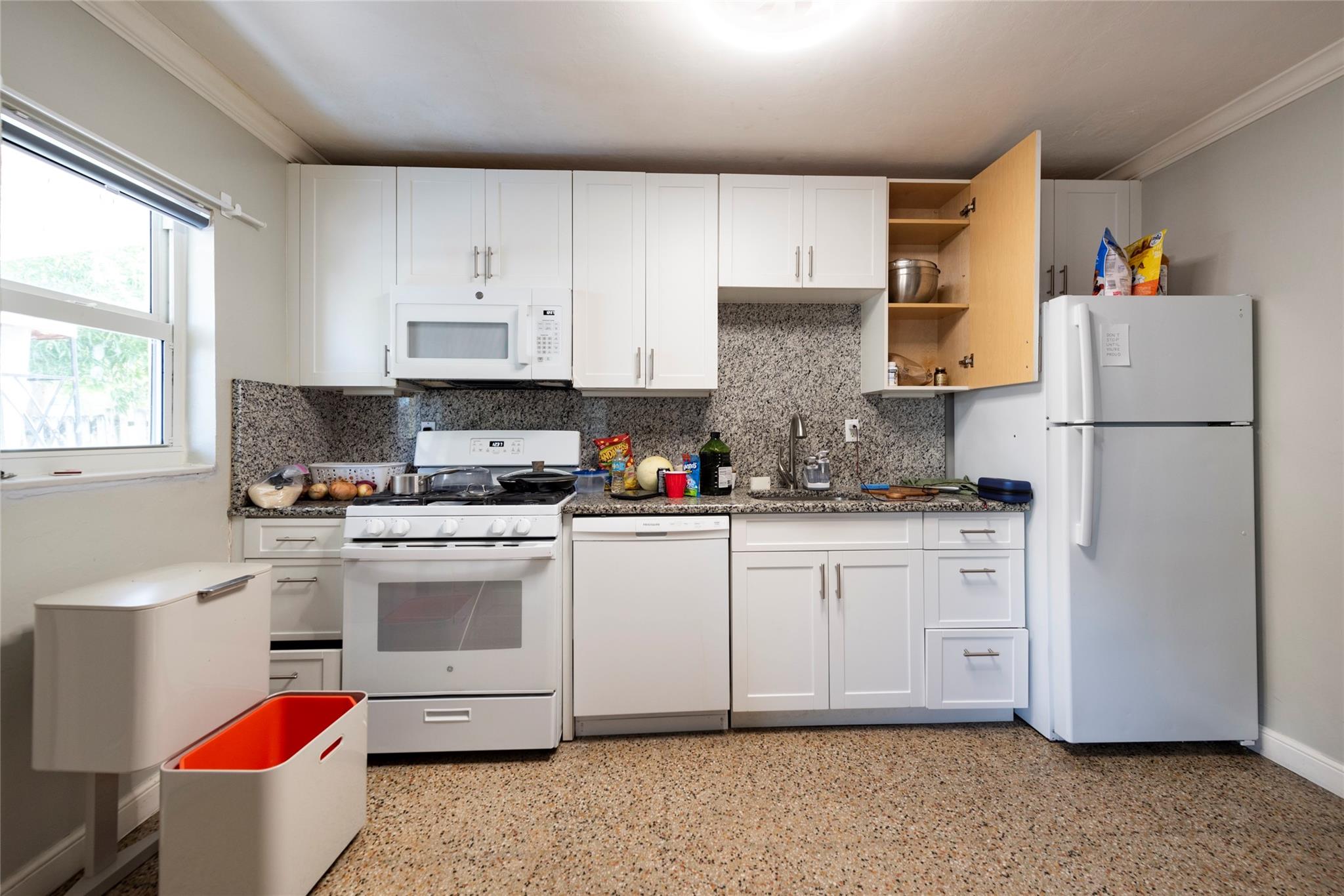 NORTH ANDREWS GARDENS - Residential Lease