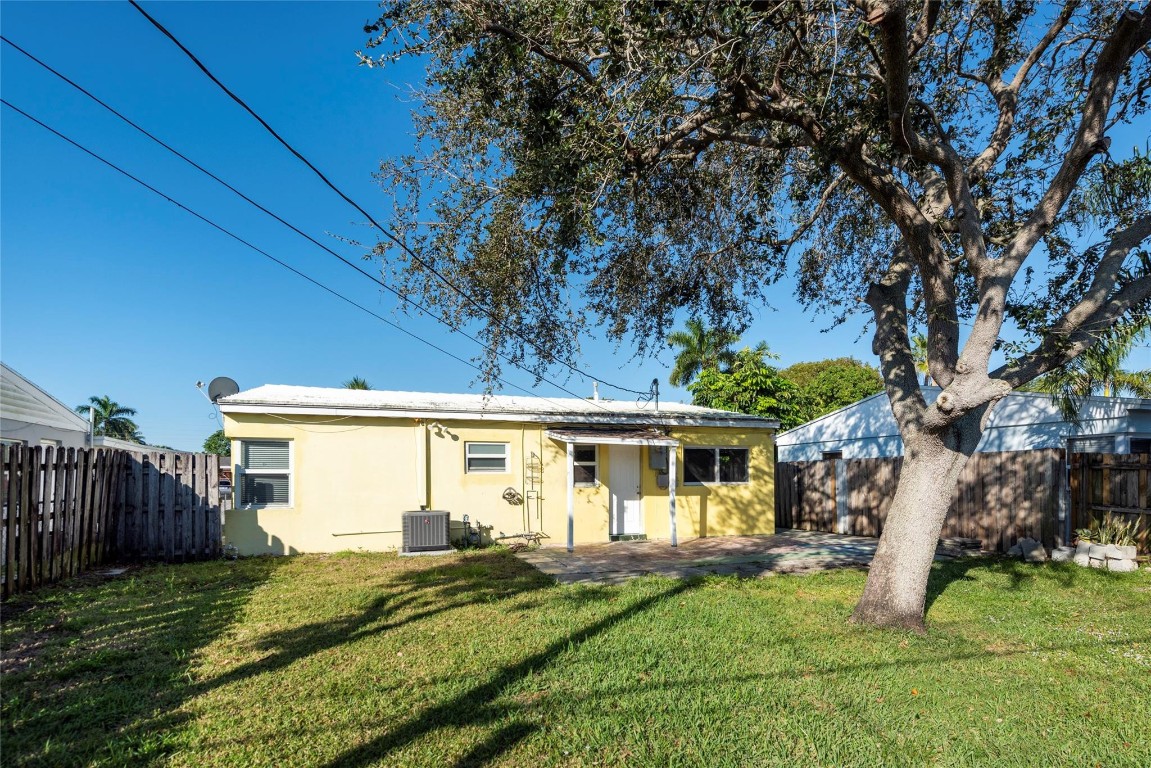 NORTH ANDREWS GARDENS - Residential Lease