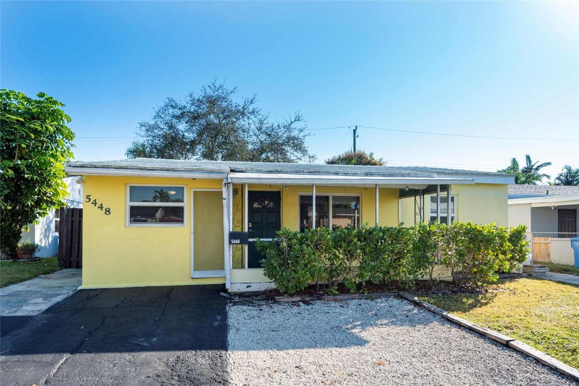 NORTH ANDREWS GARDENS - Residential Lease