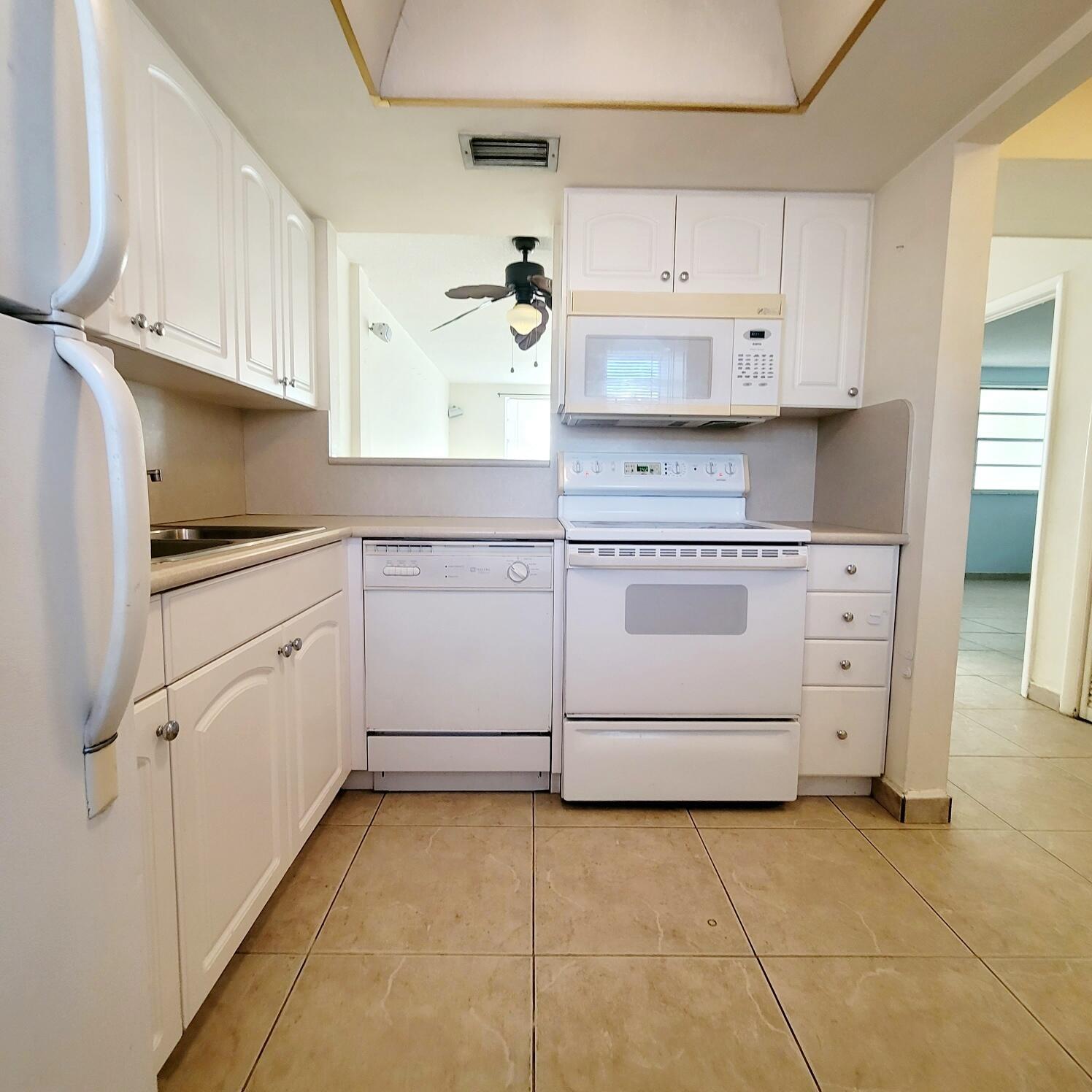APRIL SONG CONDO - Residential Lease
