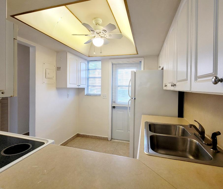 APRIL SONG CONDO - Residential Lease