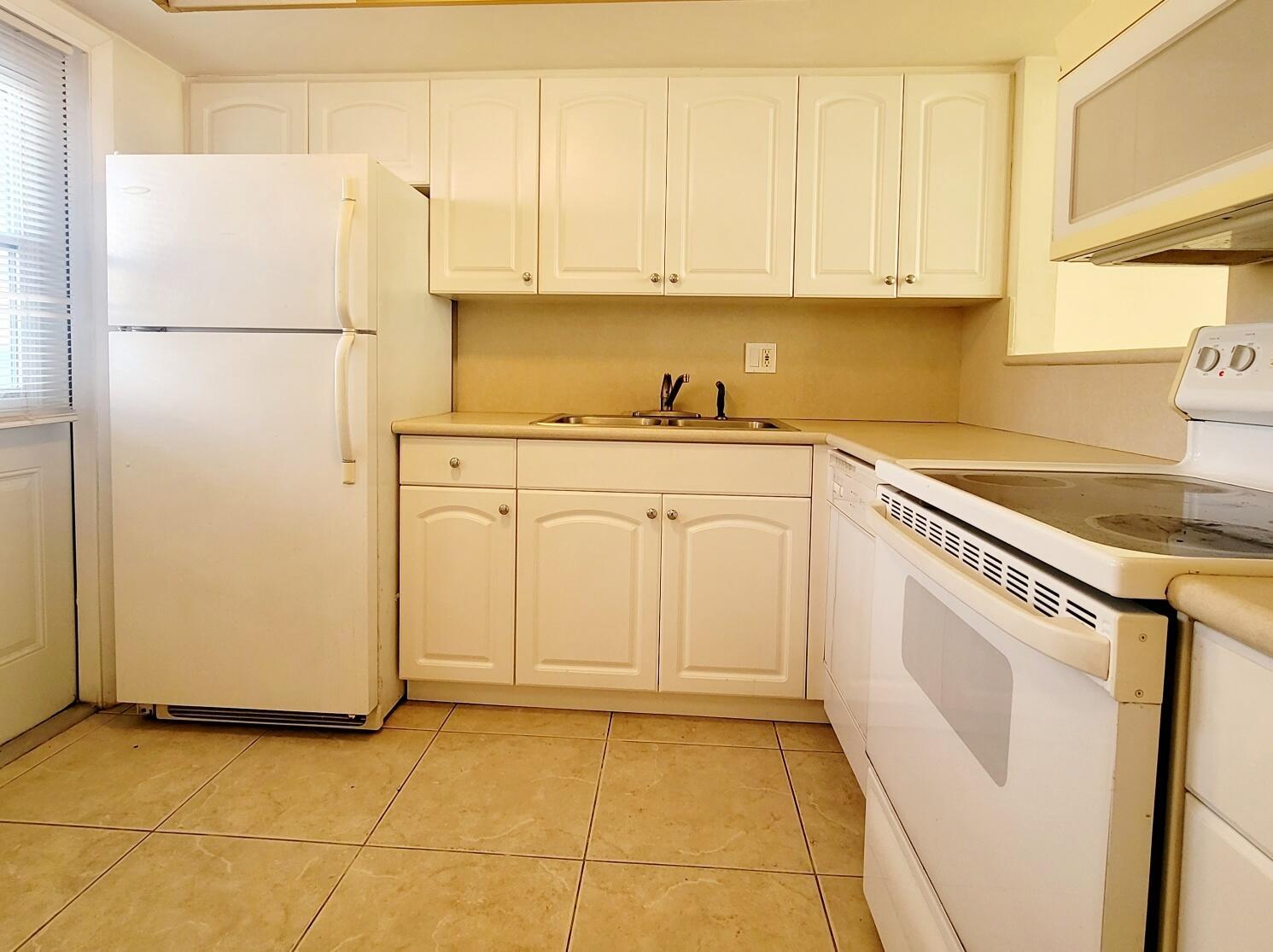 APRIL SONG CONDO - Residential Lease