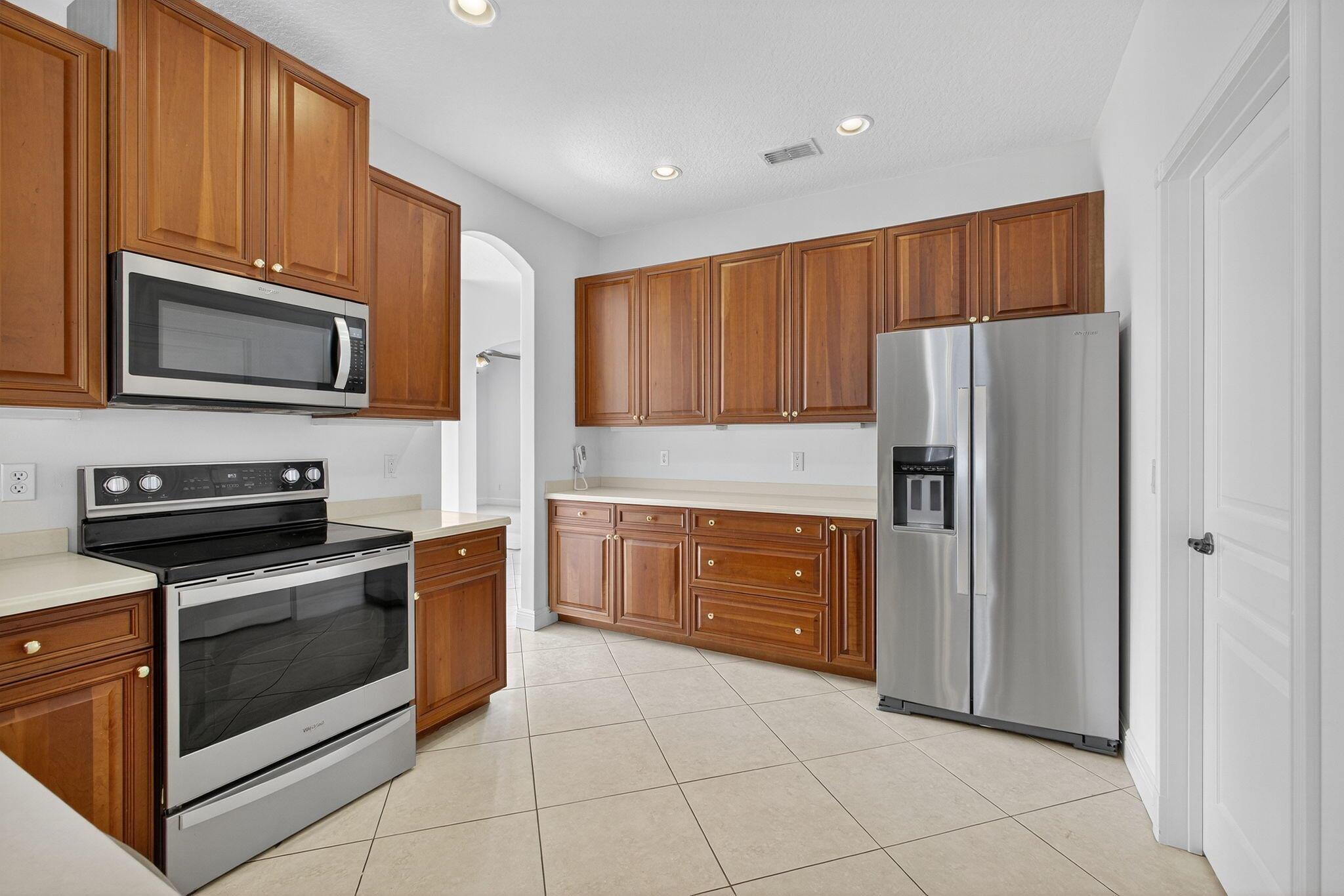 RIVER PLACE ON THE ST LUC - Residential