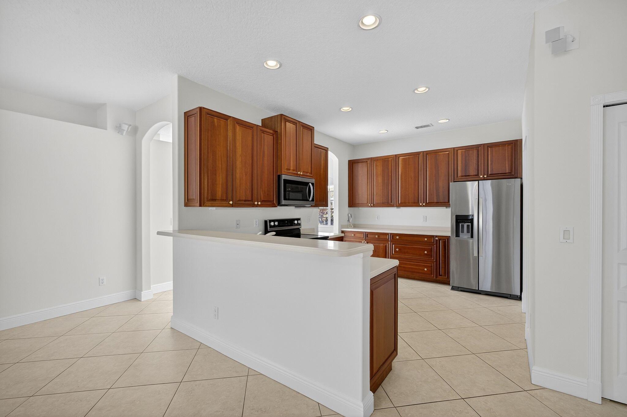 RIVER PLACE ON THE ST LUC - Residential