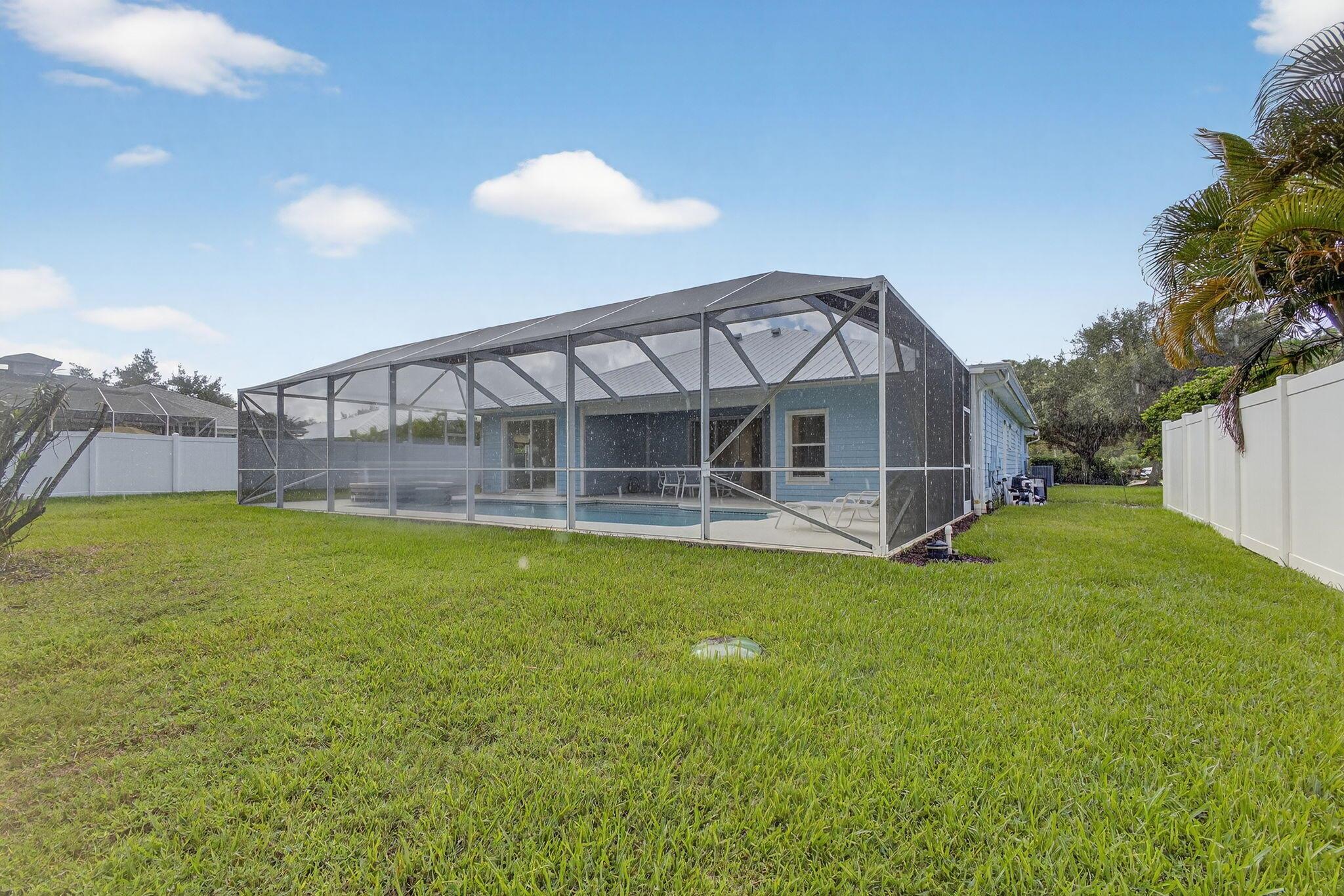 RIVER PLACE ON THE ST LUC - Residential