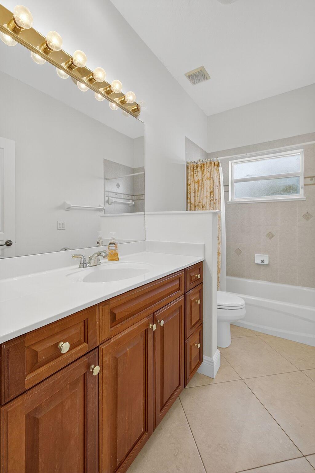 RIVER PLACE ON THE ST LUC - Residential