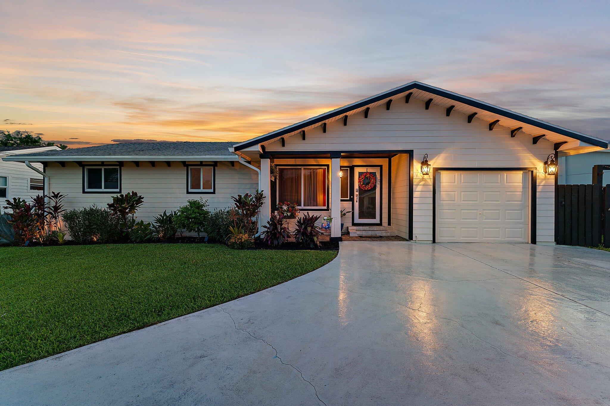 1430 SW Covered Bridge Drive