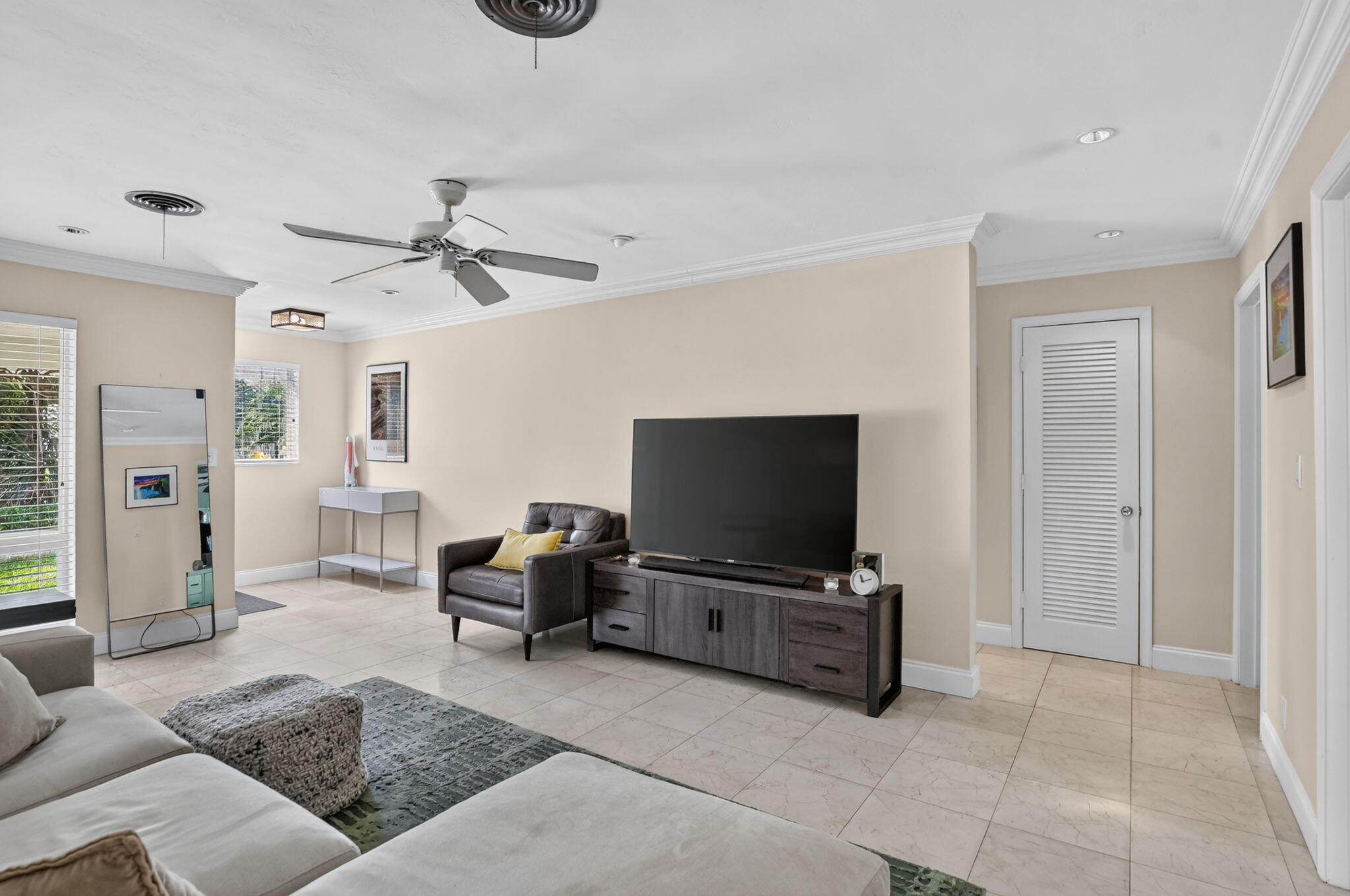 721 West Camino Real