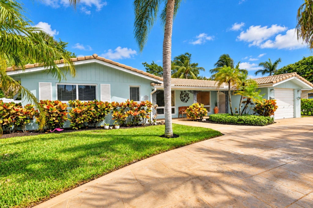 Photo of 721 West Camino Real, Boca Raton, FL 33486 (MLS # B26091021)