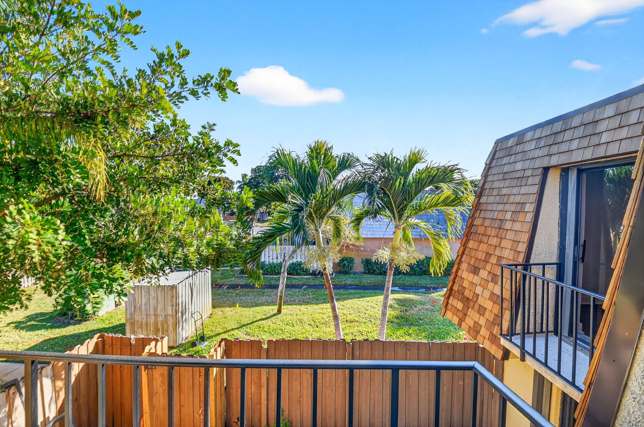 LAKEWOOD OF PALM SPRINGS - Residential