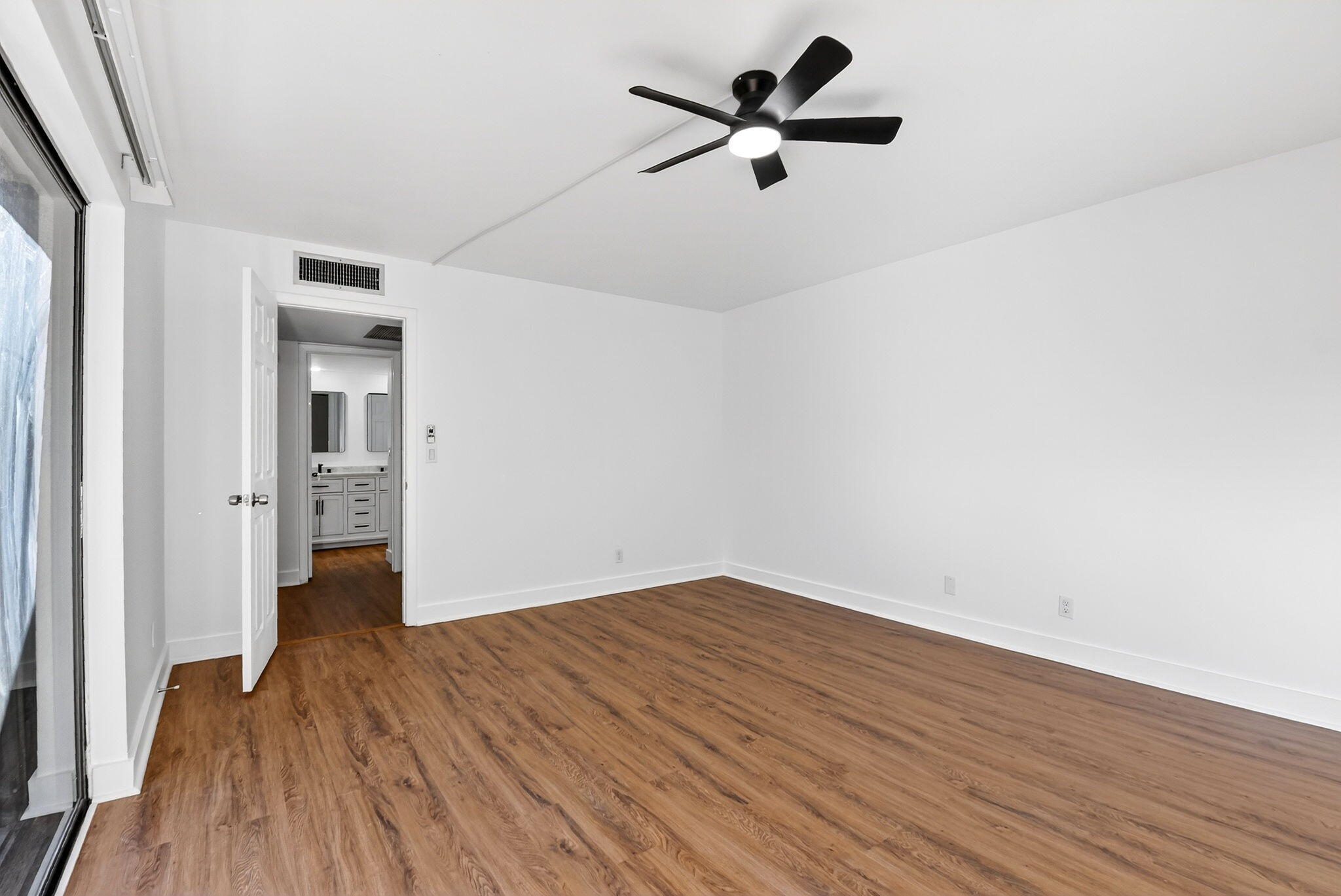 LAKEWOOD OF PALM SPRINGS - Residential