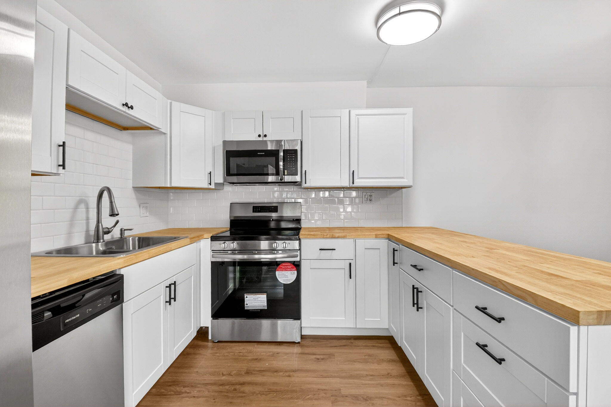 LAKEWOOD OF PALM SPRINGS - Residential