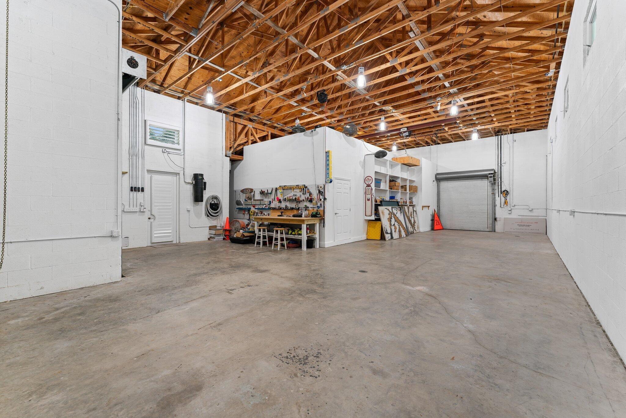 PALM BEACH COUNTRY ESTATE - Residential