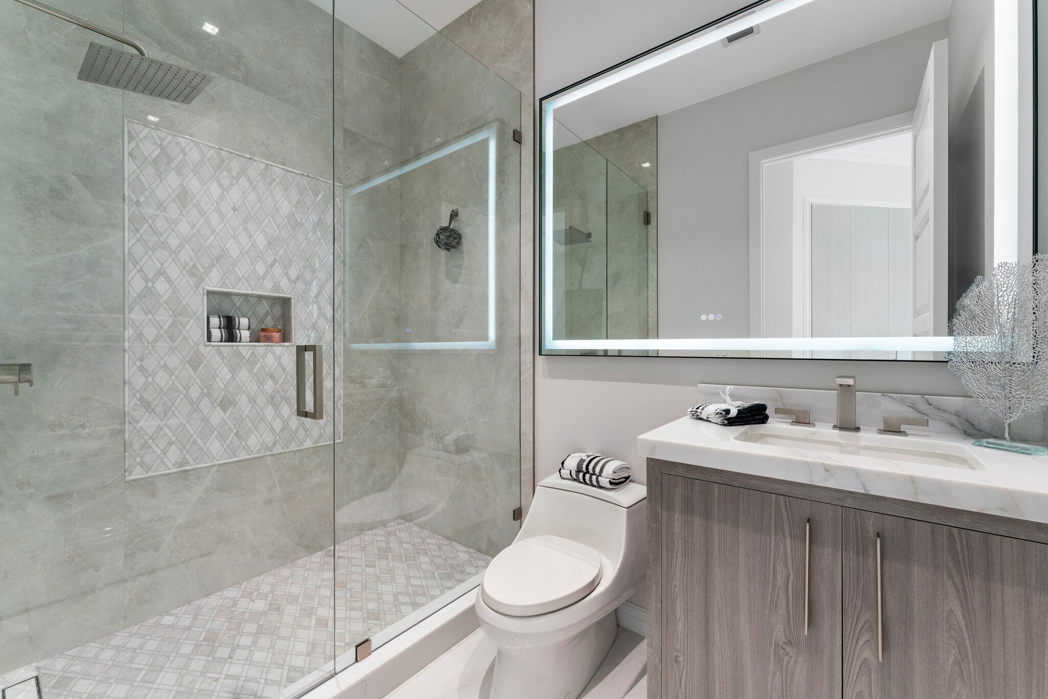 PALM BEACH COUNTRY ESTATES - Residential