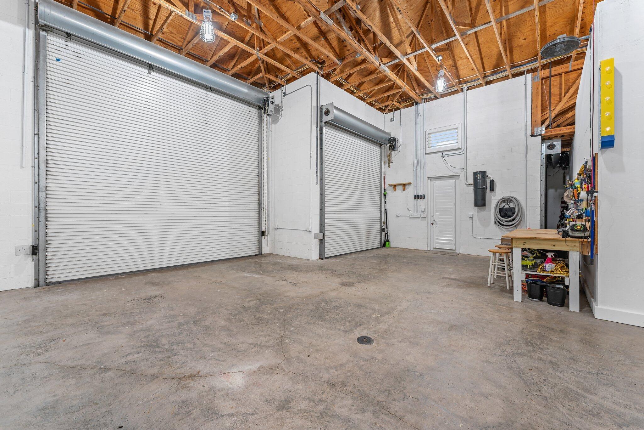 PALM BEACH COUNTRY ESTATE - Residential