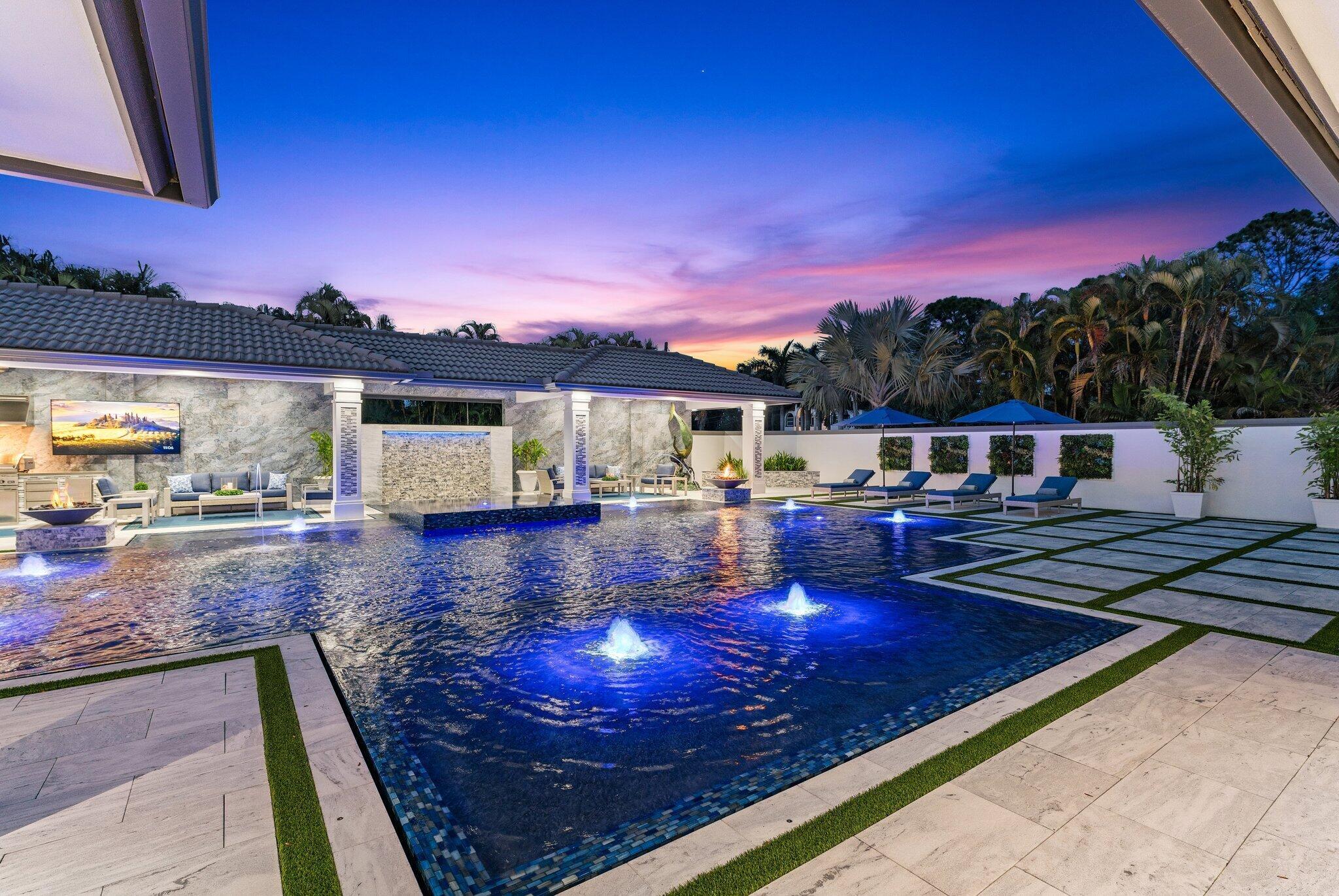 PALM BEACH COUNTRY ESTATE - Residential
