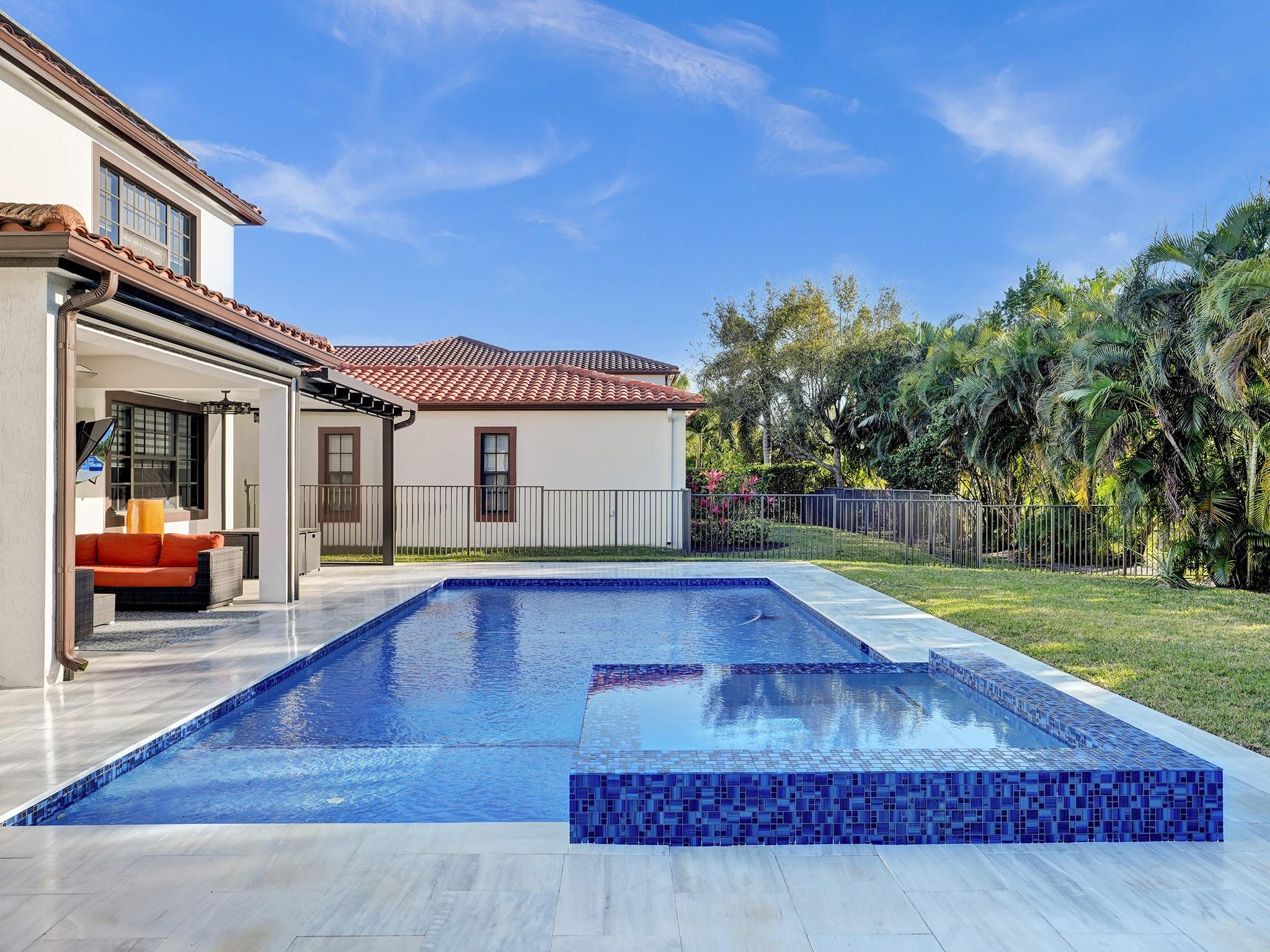 ESTADA - Residential