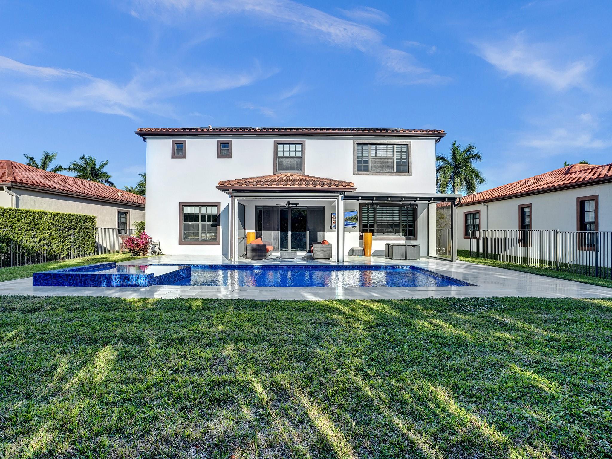 ESTADA - Residential