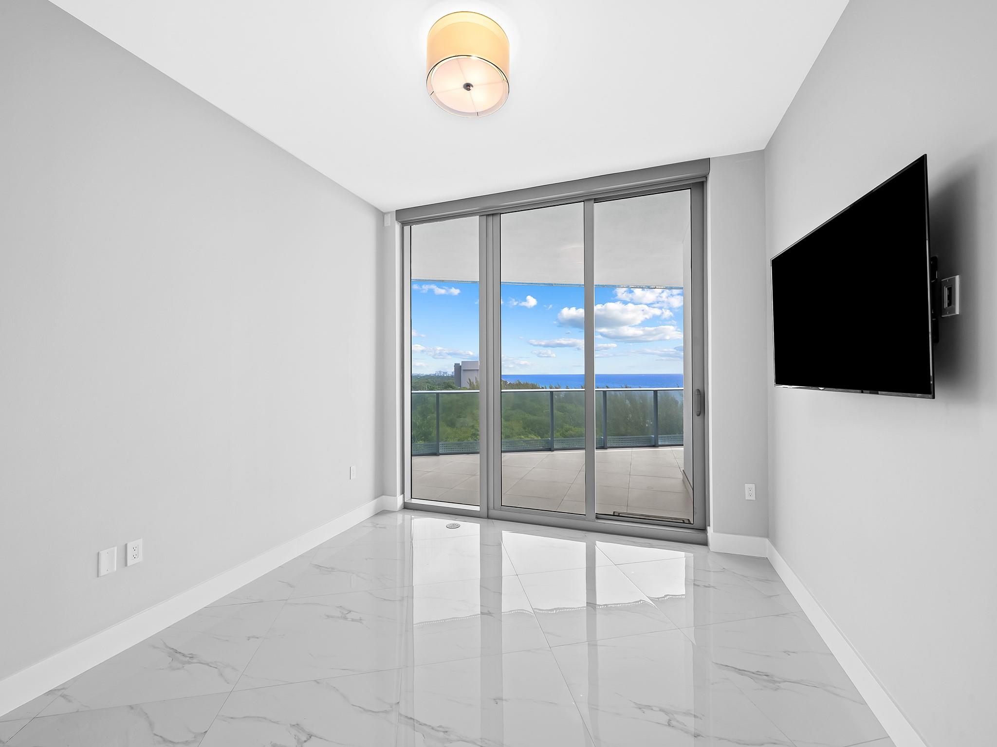Paramount - Residential Lease