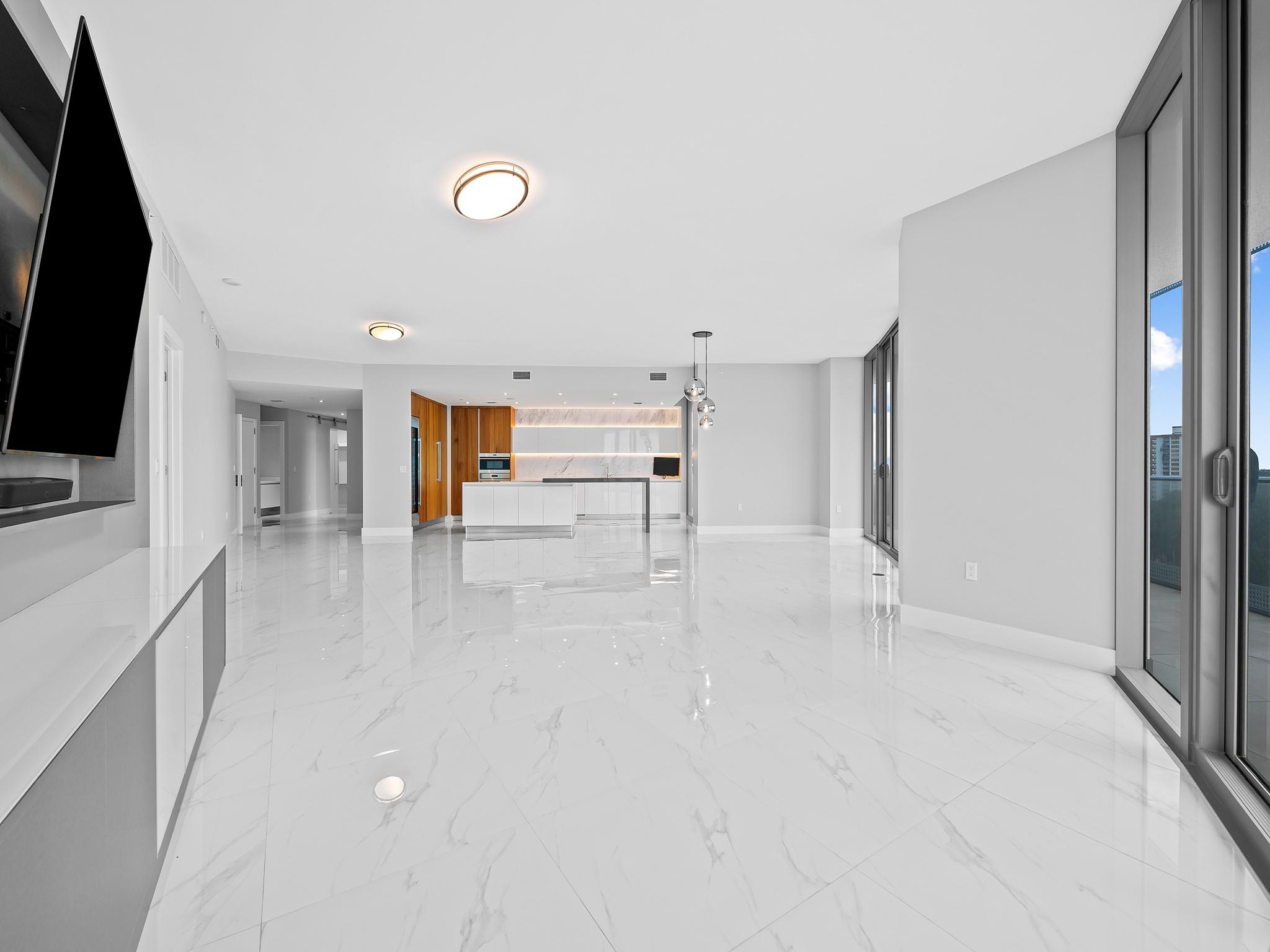 Paramount - Residential Lease
