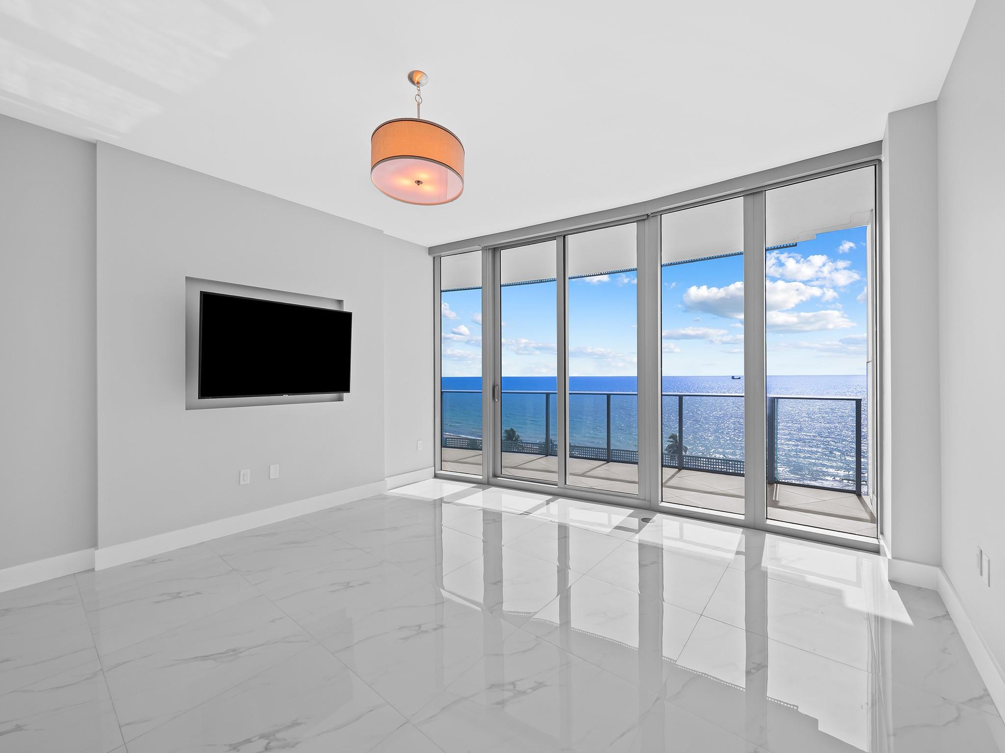 Paramount - Residential Lease