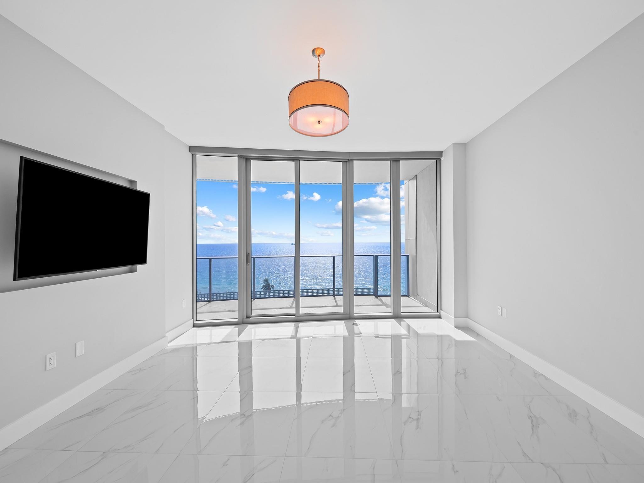 Paramount - Residential Lease