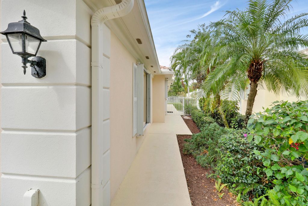 Photo of 8558 SE Retreat Drive, Hobe Sound, FL 33455 (MLS # B26019807)