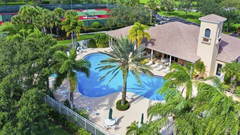 THE RETREAT - Residential