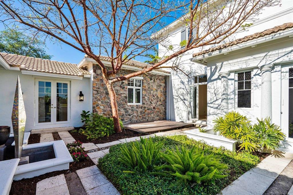 PALM BEACH FARMS CO 3 - Residential