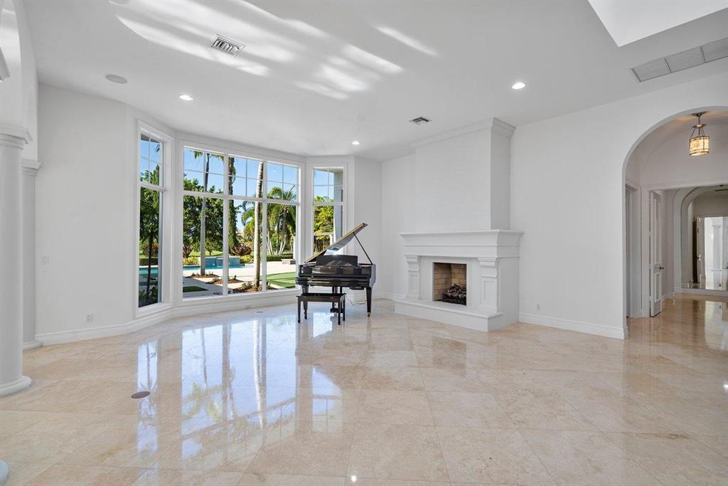 PALM BEACH FARMS CO 3 - Residential