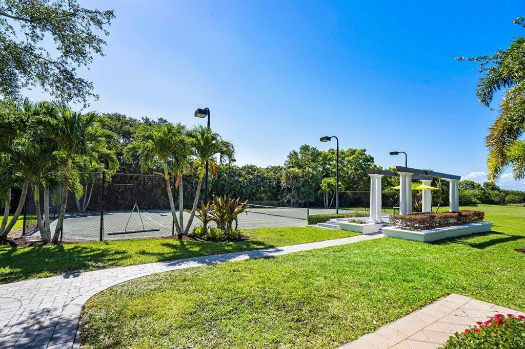 PALM BEACH FARMS CO 3 - Residential